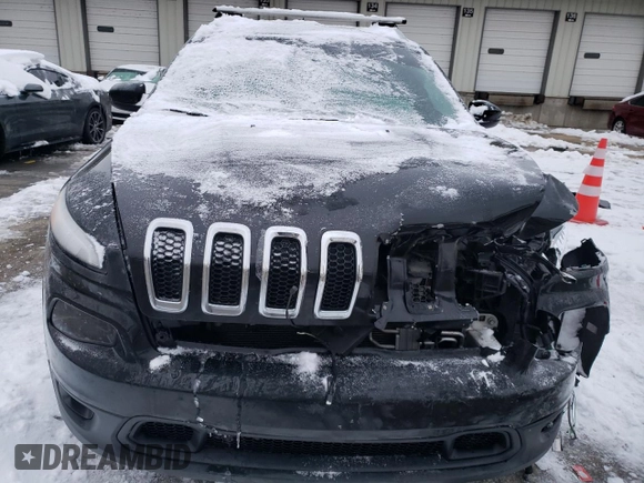 2018 Jeep Cherokee Latitude Plus with VIN 1C4PJLLB4JD503969, listed as a Copart auction lot 87588395 with 92,579 mi miles and Salvage Title. Bid and sale history available at carsss.com. Image 5.