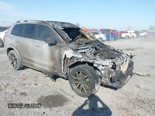 2016 Volvo XC90 T6 Momentum with VIN YV4A22PKXG1053114, listed as a IAAI auction lot 41772931 with Not Provided miles and . Bid and sale history available at carsss.com. Image 1.