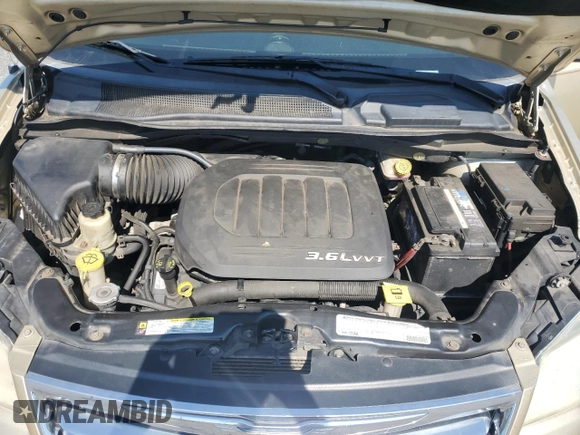 2011 Chrysler Town & Country Touring L with VIN 2A4RR8DG9BR714330, listed as a Copart auction lot 70029574 with 160,841 mi miles and Salvage Title. Bid and sale history available at DreamBid. Image 12.