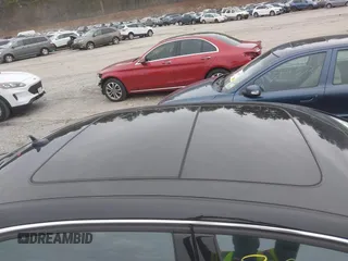 2011 Audi A8 z VIN WAURVAFDXBN026102, wystawiony jako IAAI lot #39096660 z przebiegiem 151 060 mil mil oraz . Historia ofert i sprzedaży dostępna na DreamBid. Obrazek 13.