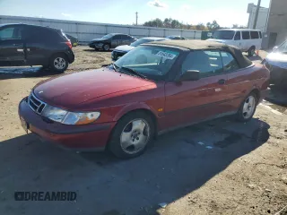 1998 Saab 900 z VIN YS3DD78B2W7003673, wystawiony jako Copart lot #81543764 z przebiegiem 121 338 mil mil oraz Czysty tytuł • Clean title. Historia ofert i sprzedaży dostępna na DreamBid. Obrazek 1.