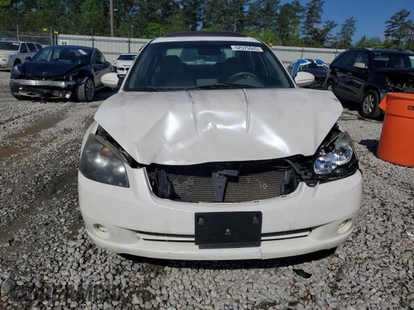 2005 Nissan Altima 2.5 S with VIN 1N4AL11D95C392829, listed as a Copart auction lot 52575945 with 197,047 mi miles and Salvage Title. Bid and sale history available at carsss.com. Image 5.
