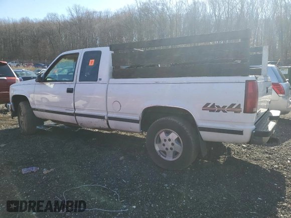 1998 GMC Sierra 1500 with VIN 2GTEK19M6W1546973, listed as a Copart auction lot 44362325 with 237,334 mi miles and Salvage Title. Bid and sale history available at DreamBid. Image 2.