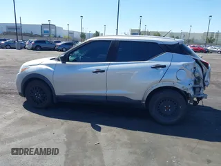 2020 Nissan Kicks S с VIN 3N1CP5BV5LL518629, выставлен на аукционе IAAI как лот 42003304 с пробегом 64 780 миль миль и . История ставок и продаж доступна на DreamBid. Изображение 15.