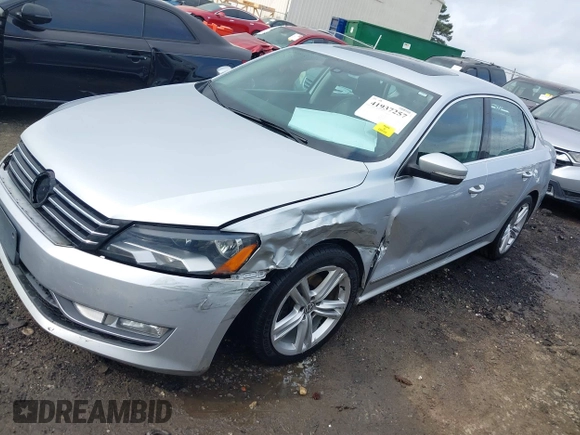 2015 Volkswagen Passat Sport с VIN 1VWBT7A35FC050110, выставлен на аукционе IAAI как лот 41937257 с пробегом 113 396 миль миль и . История ставок и продаж доступна на DreamBid. Изображение 17.