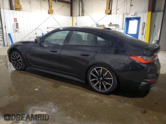 2022 BMW i4 eDrive40 z VIN WBY73AW02NFM83593, wystawiony jako Copart lot #69718443 z przebiegiem 3 352 mil mil oraz . Historia ofert i sprzedaży dostępna na DreamBid. Obrazek 2.