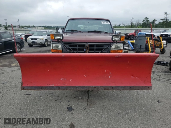1996 Ford Bronco Custom with VIN 1FMEU15H7TLB67596, listed as a Copart auction lot 64772695 with 125,576 mi miles and Clean title. Bid and sale history available at DreamBid. Image 5.