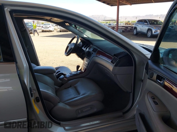 2002 Lexus ES 300 z VIN JTHBF30G220077671, wystawiony jako IAAI lot #42084128 z przebiegiem 143 975 mil mil oraz . Historia ofert i sprzedaży dostępna na DreamBid. Obrazek 5.