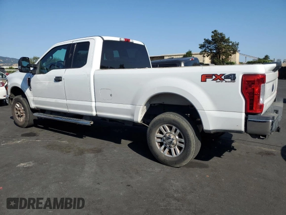 2017 Ford F-250 XLT с VIN 1FT7X2B67HEB41170, выставлен на аукционе Copart как лот 61088685 с пробегом 106 086 миль миль и Списание • Salvage title. История ставок и продаж доступна на DreamBid. Изображение 2.