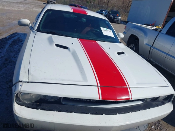 2013 Dodge Challenger SXT with VIN 2C3CDYAG2DH510772, listed as a IAAI auction lot 41417597 with 131,087 mi miles. Bid and sale history available at carsss.com. Image 12.