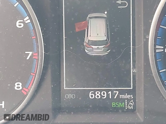 2018 Toyota RAV4 XLE with VIN 2T3RFREV5JW722012, listed as a IAAI auction lot 41830170 with 68,917 mi miles. Bid and sale history available at carsss.com. Image 15.
