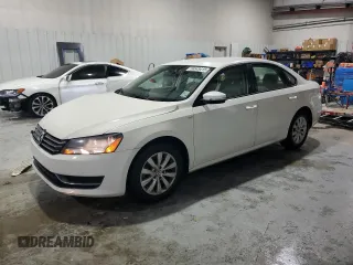 2013 Volkswagen Passat Wolfsburg Edition z VIN 1VWAH7A3XDC147667, wystawiony jako Copart lot #56549415 z przebiegiem 76 644 mil mil oraz Szkoda całkowita • Salvage title. Historia ofert i sprzedaży dostępna na DreamBid. Obrazek 1.