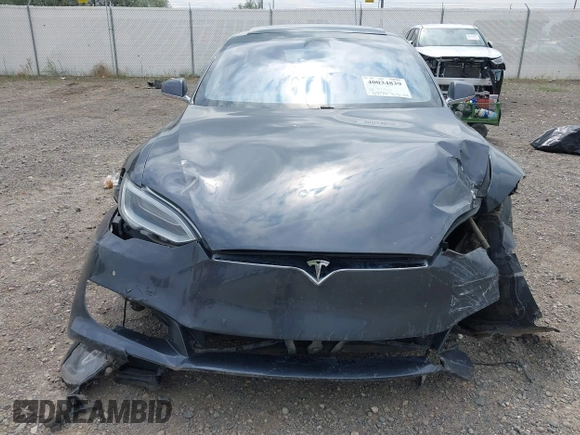 2019 Tesla Model S 75D with VIN 5YJSA1E22KF300407, listed as a IAAI auction lot 40034839 with 59,178 mi miles and . Bid and sale history available at DreamBid. Image 11.