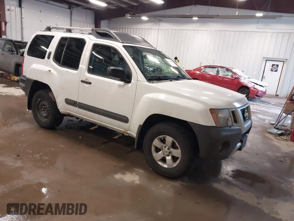 2012 Nissan Xterra S z VIN 5N1AN0NW6CC515246, wystawiony jako IAAI lot #41607518 z przebiegiem 133 787 mil mil oraz . Historia ofert i sprzedaży dostępna na DreamBid. Obrazek 1.
