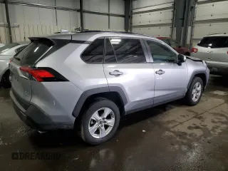 2020 Toyota RAV4 XLE with VIN 2T3P1RFV9LC101638, listed as a Copart auction lot 49167915 with 86,111 mi miles and Salvage Title. Bid and sale history available at DreamBid. Image 3.
