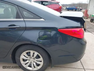 2011 Hyundai Sonata GLS with VIN 5NPEB4AC4BH143880, listed as a IAAI auction lot 41956169 with 183,269 mi miles. Bid and sale history available at carsss.com. Image 20.