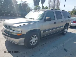 2003 Chevrolet Suburban LS with VIN 1GNEC16TX3J108085, listed as a IAAI auction lot 41892925 with 111,084 mi miles. Bid and sale history available at carsss.com. Image 2.