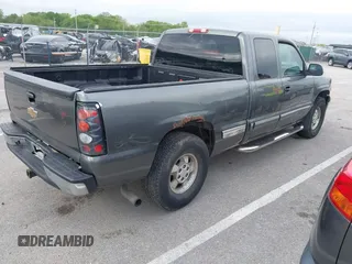 2001 Chevrolet Silverado 1500 LS with VIN 1GCEK19V21Z229300, listed as a IAAI auction lot 42180841 with 282,099 mi miles. Bid and sale history available at carsss.com. Image 4.