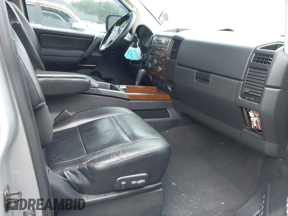 2008 Nissan Titan XE with VIN 1N6AA07C28N305044, listed as a IAAI auction lot 42366315 with 190,100 mi miles and . Bid and sale history available at DreamBid. Image 5.