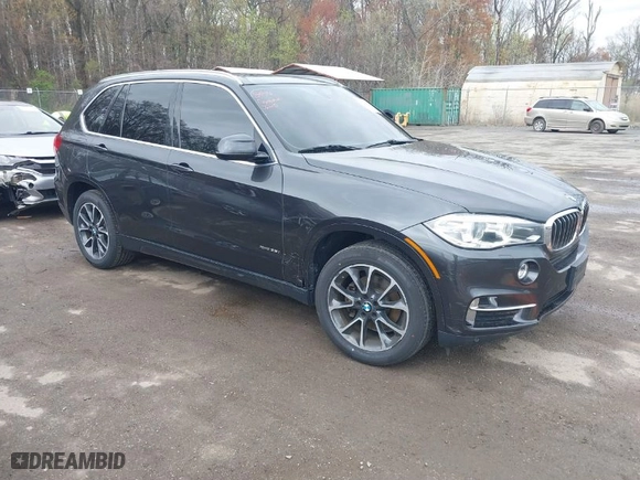 2017 BMW X5 xDrive35i with VIN 5UXKR0C35H0V76620, listed as a IAAI auction lot 41944975 with 147,667 mi miles. Bid and sale history available at carsss.com. Image 1.