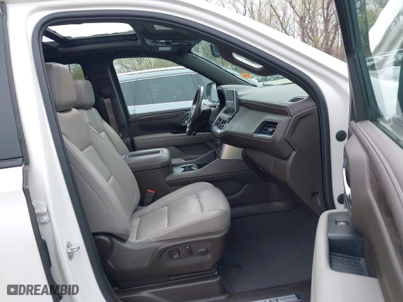 2021 Chevrolet Tahoe Z71 with VIN 1GNSKPKD6MR160422, listed as a IAAI auction lot 41920107 with 37,399 mi miles. Bid and sale history available at carsss.com. Image 5.
