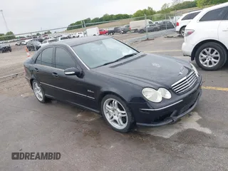2006 Mercedes-Benz C 55 AMG with VIN WDBRF76J56F721322, listed as a IAAI auction lot 42351916 with 218,850 mi miles and . Bid and sale history available at DreamBid. Image 1.