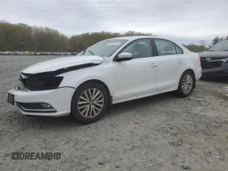 2015 Volkswagen Jetta SE z VIN 3VWD17AJ2FM309812, wystawiony jako Copart lot #53436175 z przebiegiem 162 696 mil mil oraz Szkoda całkowita • Salvage title. Historia ofert i sprzedaży dostępna na DreamBid. Obrazek 1.