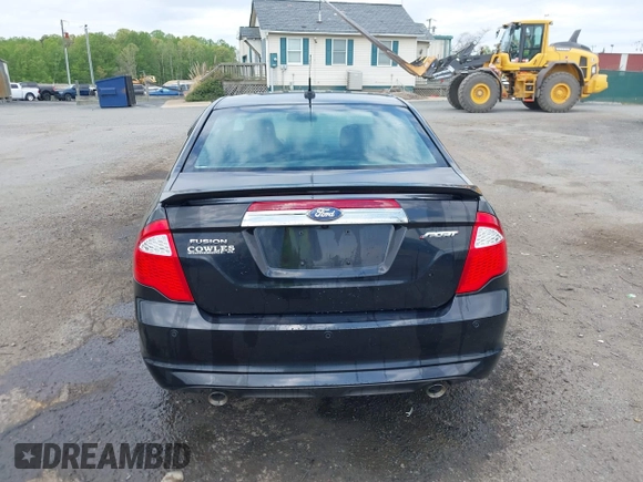 2011 Ford Fusion SPORT with VIN 3FAHP0KC6BR171723, listed as a IAAI auction lot 42072610 with 173,213 mi miles. Bid and sale history available at carsss.com. Image 16.