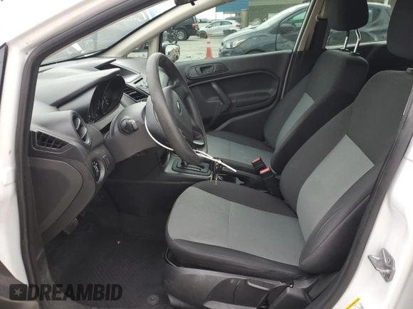 2018 Ford Fiesta S с VIN 3FADP4AJ8JM119480, выставлен на аукционе Copart как лот 62863665 с пробегом 44 635 миль миль и Списание • Salvage title. История ставок и продаж доступна на DreamBid. Изображение 7.