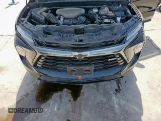 2024 Chevrolet Blazer RS z VIN 3GNKBERSXRS218593, wystawiony jako Copart lot #49293005 z przebiegiem 36 529 mil mil oraz Szkoda całkowita • Salvage title. Historia ofert i sprzedaży dostępna na DreamBid. Obrazek 14.