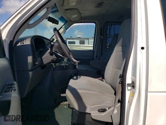 2008 Ford Econoline Passenger XL with VIN 1FBSS31L88DB31294, listed as a Copart auction lot 79436274 with 110,686 mi miles and Salvage Title. Bid and sale history available at DreamBid. Image 7.