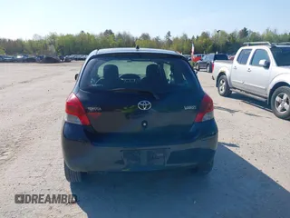 2010 Toyota Yaris z VIN JTDJT4K39A5292536, wystawiony jako IAAI lot #42229412 z przebiegiem 152 195 mil mil oraz . Historia ofert i sprzedaży dostępna na DreamBid. Obrazek 15.