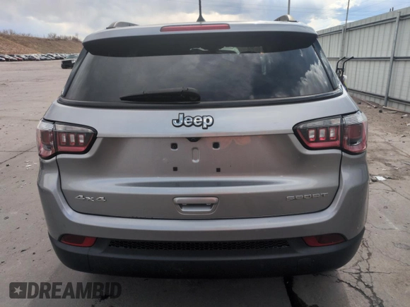 2017 Jeep Compass Sport z VIN 3C4NJDAB3HT656265, wystawiony jako Copart lot #50560125 z przebiegiem 49 558 mil mil oraz Szkoda całkowita • Salvage title. Historia ofert i sprzedaży dostępna na DreamBid. Obrazek 6.