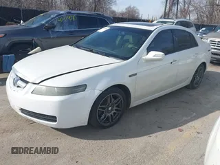 2008 Acura TL with VIN 19UUA66288A033751, listed as a IAAI auction lot 41502588 with 204,074 mi miles. Bid and sale history available at carsss.com. Image 2.