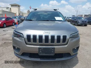 2019 Jeep Cherokee Altitude с VIN 1C4PJMLX3KD105008, выставлен на аукционе IAAI как лот 42474013 с пробегом 82 122 миль миль и . История ставок и продаж доступна на DreamBid. Изображение 12.