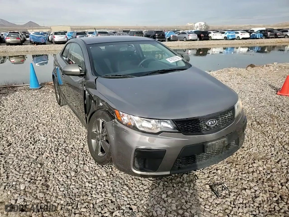 2012 Kia Forte Koup EX with VIN KNAFU6A24C5633350, listed as a Copart auction lot 47825755 with 40,500 mi miles and Salvage Title. Bid and sale history available at carsss.com. Image 10.