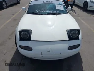 1992 Mazda MX-5 Miata with VIN JM1NA3513N0308521, listed as a IAAI auction lot 42225665 with 235,947 mi miles and . Bid and sale history available at DreamBid. Image 12.