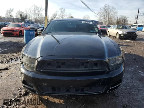 2014 Ford Mustang V6 with VIN 1ZVBP8AMXE5202517, listed as a Copart auction lot 86429194 with 174,731 mi miles and Clean title. Bid and sale history available at DreamBid. Image 5.