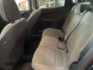 2022 Ford Escape SE z VIN 1FMCU9G67NUB89080, wystawiony jako IAAI lot #42788982 z przebiegiem 54 984 mil mil oraz . Historia ofert i sprzedaży dostępna na DreamBid. Obrazek 13.