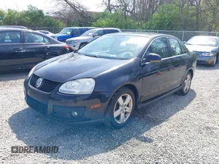 2009 Volkswagen Jetta Sedan SE with VIN 3VWRM71K79M131020, listed as a IAAI auction lot 42096465 with 316,631 mi miles. Bid and sale history available at carsss.com. Image 19.
