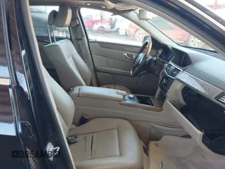 2010 Mercedes-Benz E-Class E 350 Luxury with VIN WDDHF5GB4AA034028, listed as a IAAI auction lot 42044612 with 202,113 mi miles. Bid and sale history available at carsss.com. Image 5.
