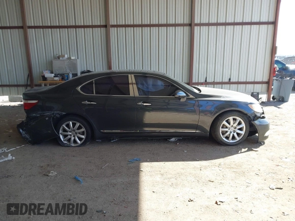 2008 Lexus LS 460 with VIN JTHBL46F185063026, listed as a IAAI auction lot 41630148 with 184,043 mi miles and . Bid and sale history available at carsss.com. Image 13.