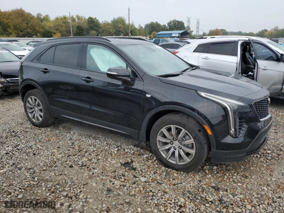 2023 Cadillac XT4 FWD Sport with VIN 1GYFZER48PF155576, listed as a Copart auction lot 77071994 with 47,539 mi miles and Salvage Title. Bid and sale history available at carsss.com. Image 4.