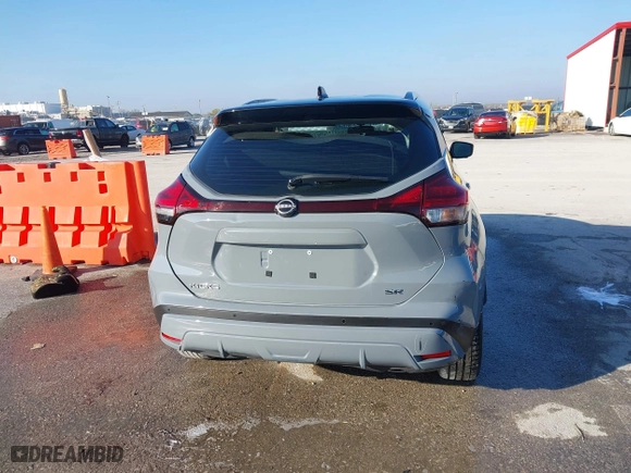 2022 Nissan Kicks SR with VIN 3N1CP5DV1NL475150, listed as a IAAI auction lot 40802669 with 55,940 mi miles. Bid and sale history available at carsss.com. Image 16.