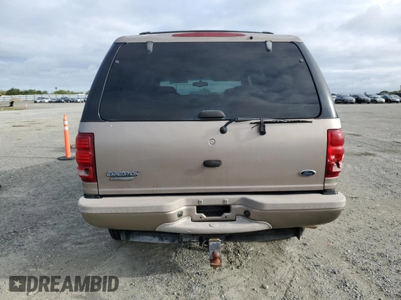 2001 Ford Expedition Eddie Bauer with VIN 1FMPU18L31LB70212, listed as a Copart auction lot 50969355 with 100,311 mi miles and Clean title. Bid and sale history available at DreamBid. Image 6.