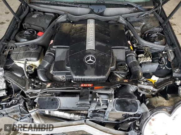 2004 Mercedes-Benz CLK 500 z VIN WDBTK75G34T031610, wystawiony jako Copart lot #73182024 z przebiegiem 107 955 mil mil oraz Szkoda całkowita • Salvage title. Historia ofert i sprzedaży dostępna na DreamBid. Obrazek 11.