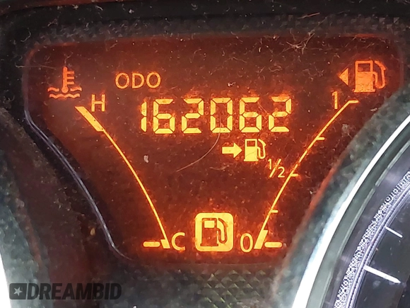 2014 Nissan Note SV z VIN 3N1CE2CPXEL394560, wystawiony jako IAAI lot #42318947 z przebiegiem 162 062 mil mil oraz . Historia ofert i sprzedaży dostępna na DreamBid. Obrazek 15.
