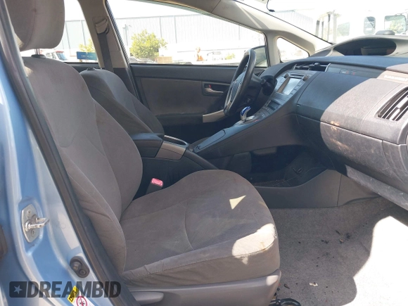 2013 Toyota Prius with VIN JTDKN3DP8D3043007, listed as a IAAI auction lot 41969696 with 659,037 mi miles and . Bid and sale history available at DreamBid. Image 5.