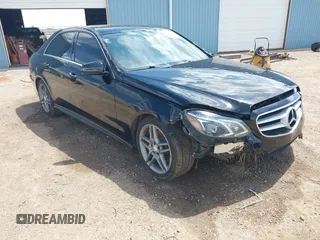 2015 Mercedes-Benz E 350 Luxury с VIN WDDHF8JB9FB143483, выставлен на аукционе IAAI как лот 42474121 с пробегом 127 867 миль миль и . История ставок и продаж доступна на DreamBid. Изображение 1.