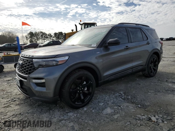 2024 Ford Explorer ST-Line with VIN 1FMSK7KH4RGA10464, listed as a Copart auction lot 43239635 with 4,786 mi miles and Salvage Title. Bid and sale history available at carsss.com. Image 1.